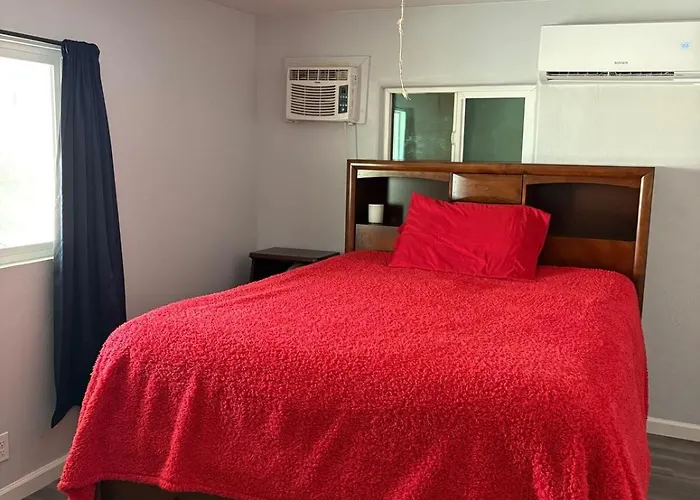 Holiday home Private 3bd House With Pool Mesa